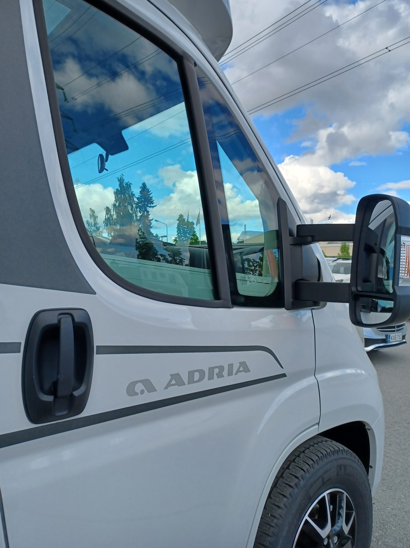 Adria Matrix Axess 670 SC